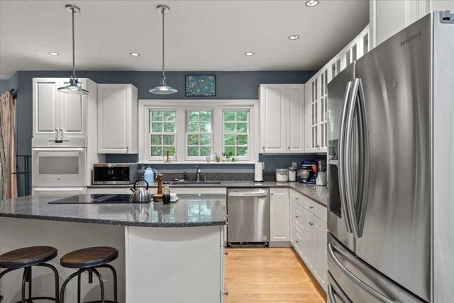68 Vaughn Hill Rd, Bolton, MA 01740