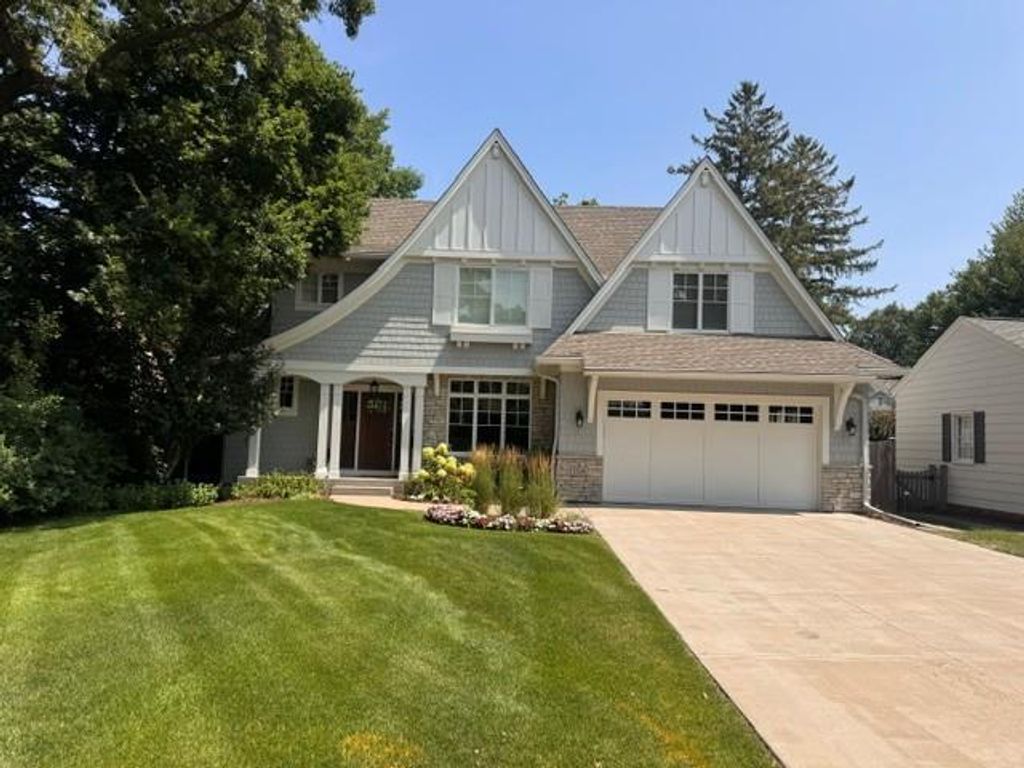 5209 Wooddale Avenue, Edina, MN 55424