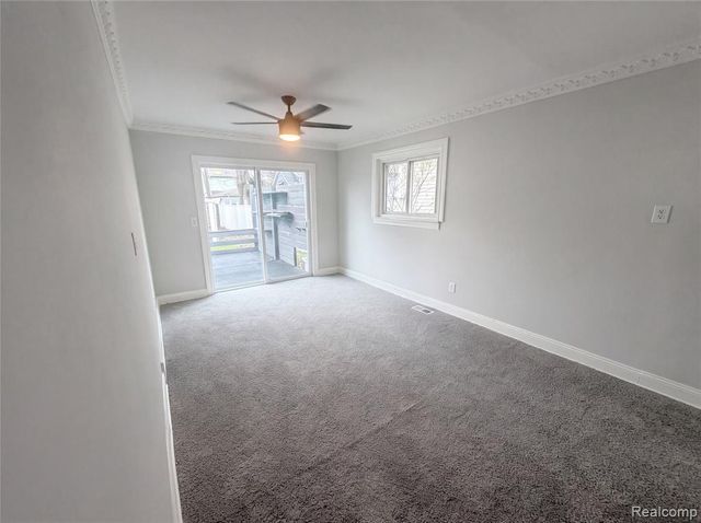 916 Longfellow Avenue, Royal Oak, MI 48067