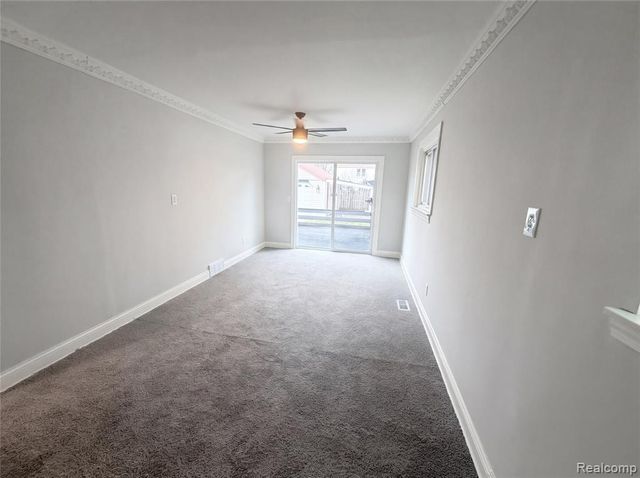916 Longfellow Avenue, Royal Oak, MI 48067