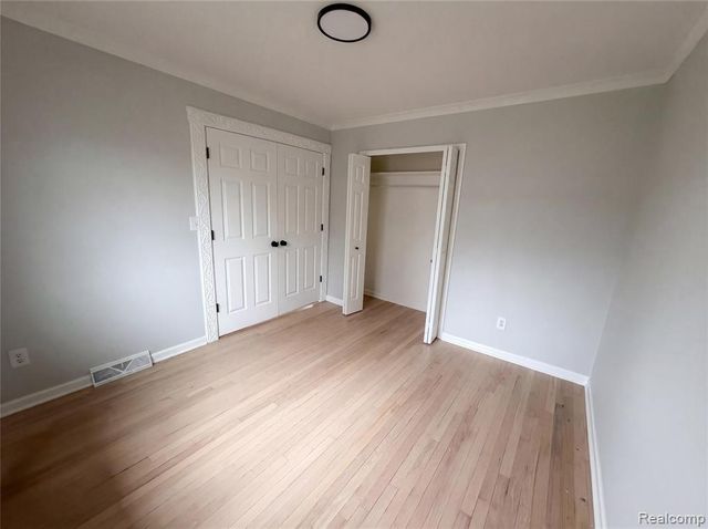 916 Longfellow Avenue, Royal Oak, MI 48067