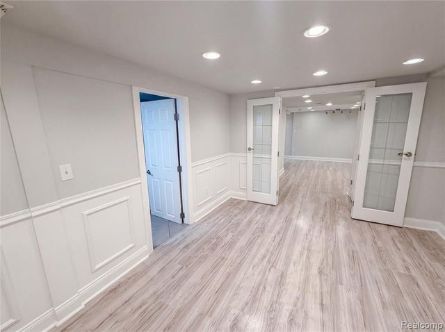 916 Longfellow Avenue, Royal Oak, MI 48067