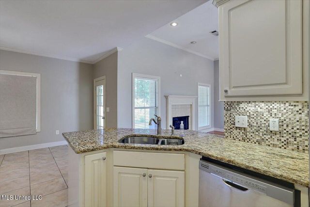 143 Navajo Circle, Clinton, MS 39056