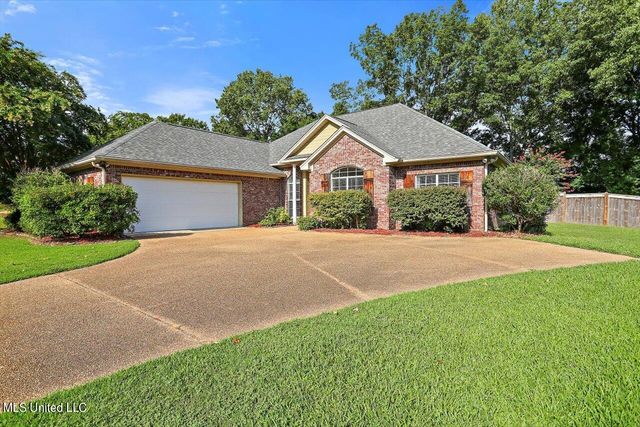 143 Navajo Circle, Clinton, MS 39056