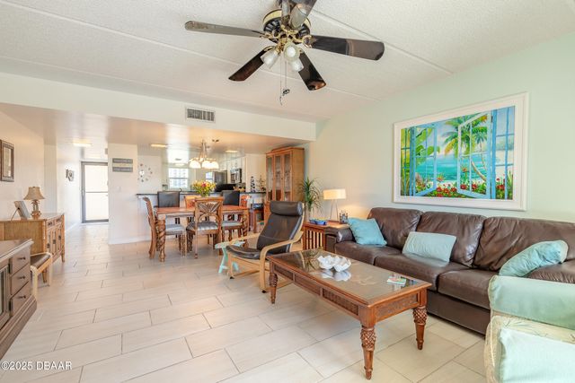 2626 S Atlantic Ave Apt 302, Daytona Beach Shores, FL 32118