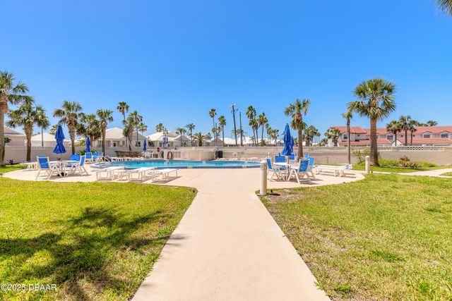 2626 S Atlantic Ave Apt 302, Daytona Beach Shores, FL 32118