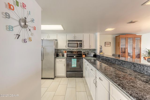 2626 S Atlantic Ave Apt 302, Daytona Beach Shores, FL 32118