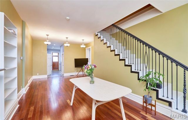 2719 Arsenal Street, St Louis, MO 63118