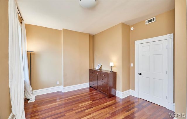 2719 Arsenal Street, St Louis, MO 63118