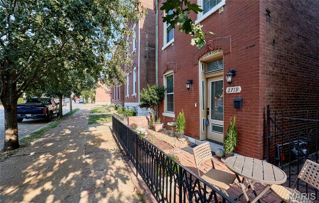 2719 Arsenal Street, St Louis, MO 63118