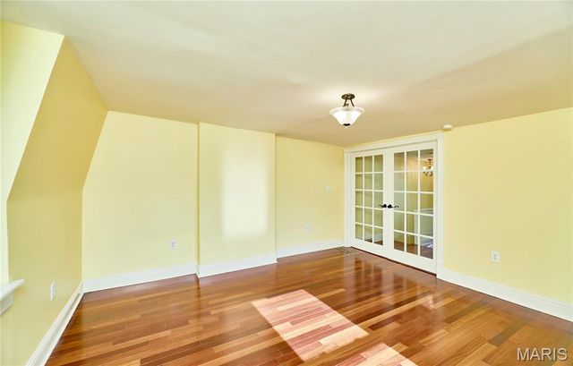 2719 Arsenal Street, St Louis, MO 63118