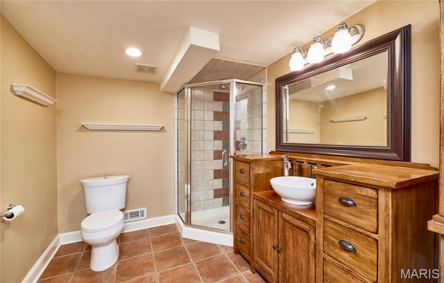 2719 Arsenal Street, St Louis, MO 63118