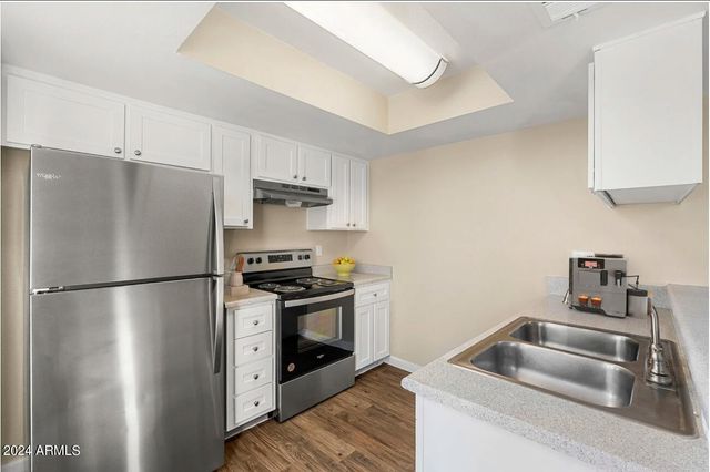 1111 E Brown Road 1, Mesa, AZ 85203