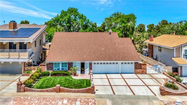 433 Fairway, Palmdale, CA 93551