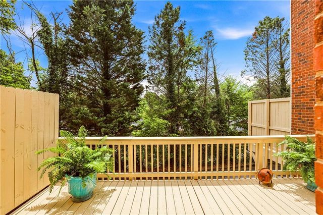 12 Honour Avenue NW 7, Atlanta, GA 30305
