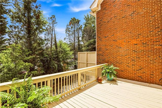 12 Honour Avenue NW 7, Atlanta, GA 30305