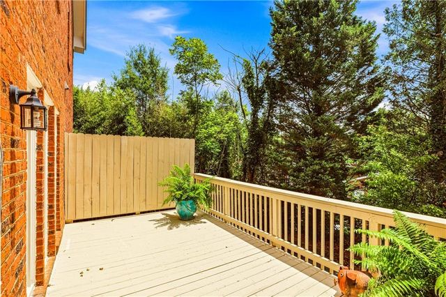 12 Honour Avenue NW 7, Atlanta, GA 30305