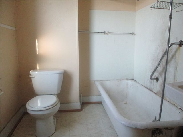 1133 Maryland Ave, Duquesne, PA 15110