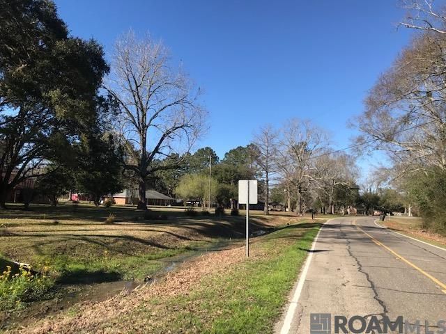 21571 Ligon Rd, Zachary, LA 70791