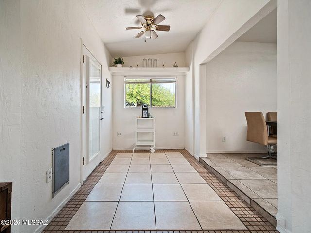 6832 N Autumn Place, Tucson, AZ 85741