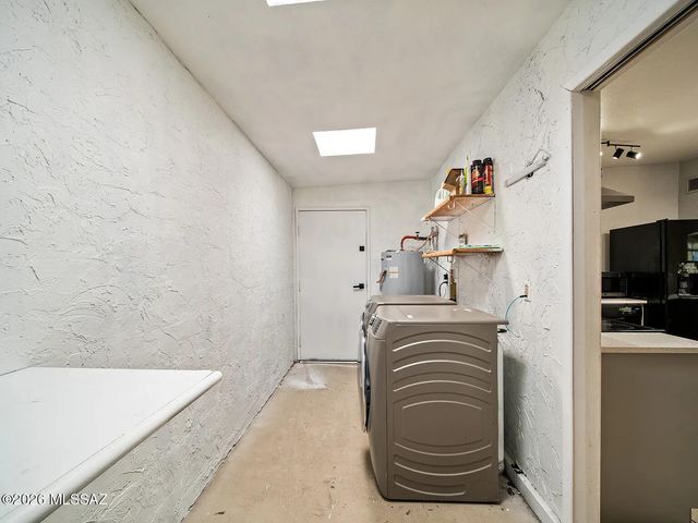 6832 N Autumn Place, Tucson, AZ 85741