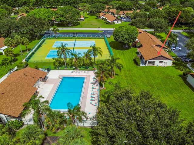 57 VIA DE CASAS NORTE, Boynton Beach, FL 33426
