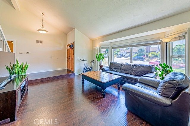 49 Stagecoach Drive, Pomona, CA 91766