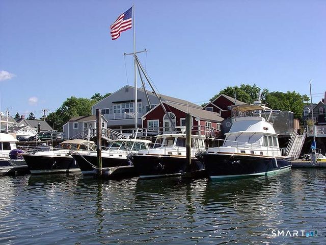 7 Hamilton Avenue 43, Norwalk, CT 06854