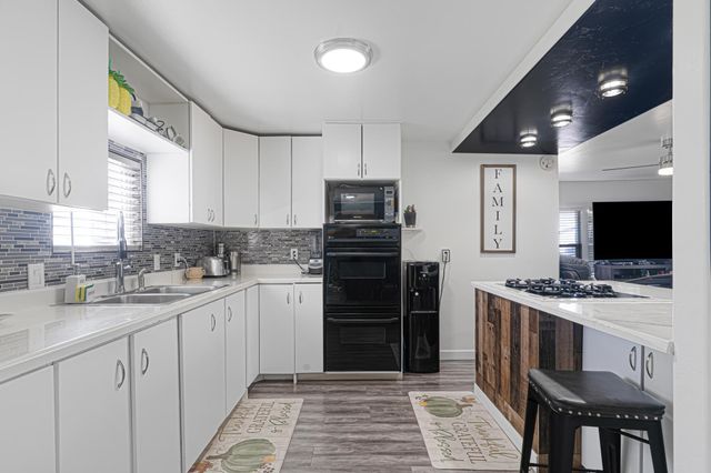 3268 E Rd Trlr 45, Clifton, CO 81520