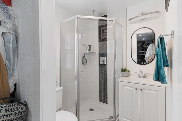 3268 E Rd Trlr 45, Clifton, CO 81520