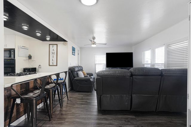 3268 E Rd Trlr 45, Clifton, CO 81520