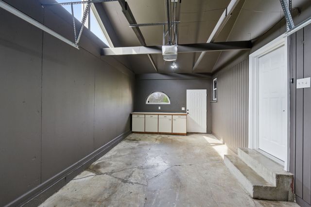 4430 Saunders Ave, Nashville, TN 37216