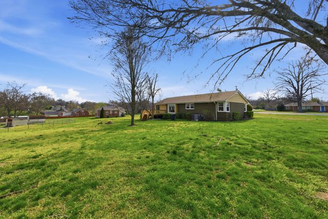 4430 Saunders Ave, Nashville, TN 37216