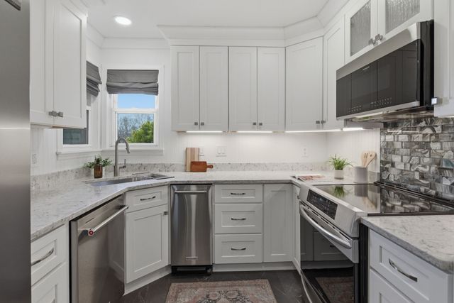 4430 Saunders Ave, Nashville, TN 37216