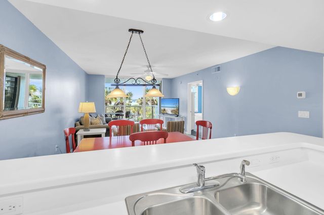 1324 SE Miracle Strip Parkway UNIT 402, Fort Walton Beach, FL 32548