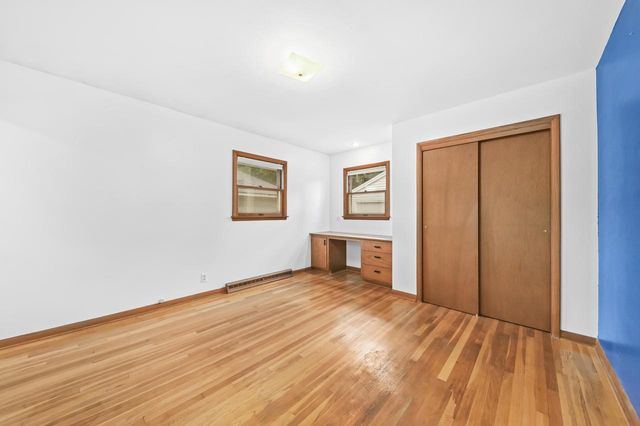 2533 N 113th STREET, Wauwatosa, WI 53226