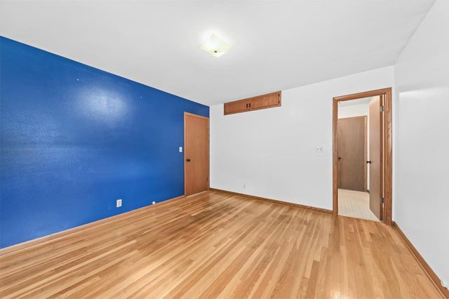 2533 N 113th STREET, Wauwatosa, WI 53226