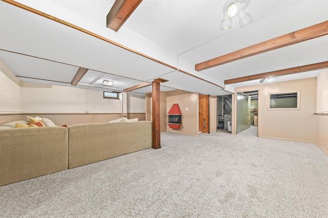 2533 N 113th STREET, Wauwatosa, WI 53226