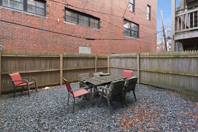 135 Havre 3, Boston, MA 02128