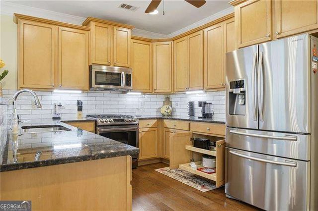424 Larkspur Drive, Canton, GA 30114