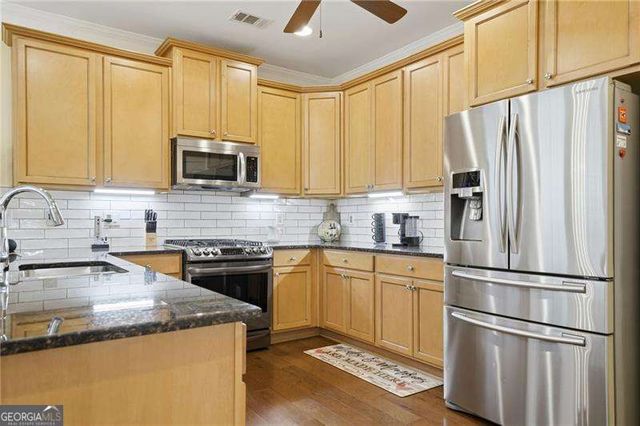 424 Larkspur Drive, Canton, GA 30114