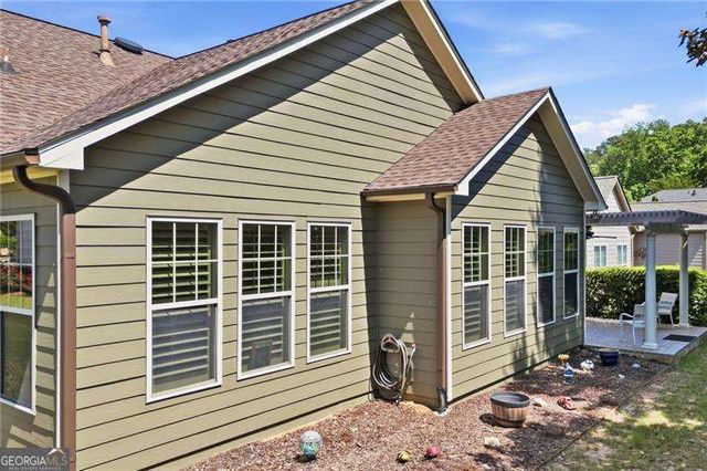 424 Larkspur Drive, Canton, GA 30114