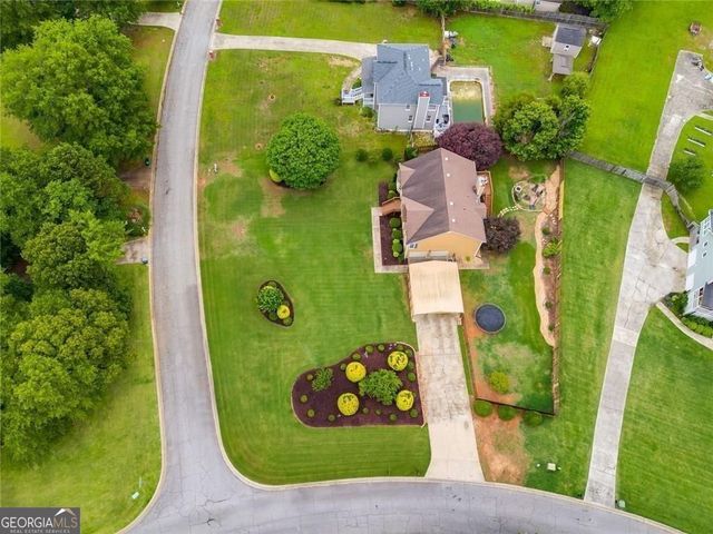 638 Oberlochen Way, Douglasville, GA 30134