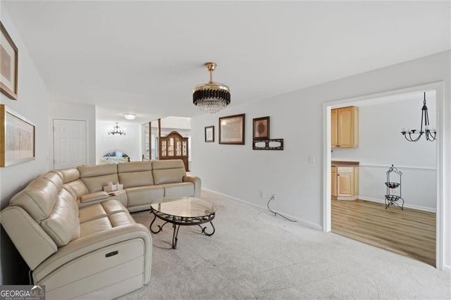 638 Oberlochen Way, Douglasville, GA 30134