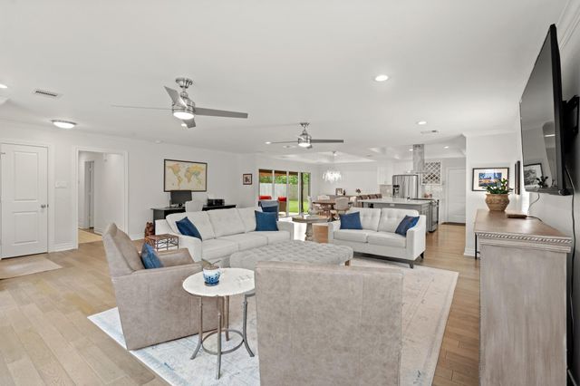 5451 Stillbrooke Drive, Houston, TX 77096