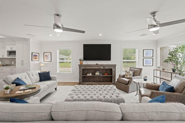 5451 Stillbrooke Drive, Houston, TX 77096