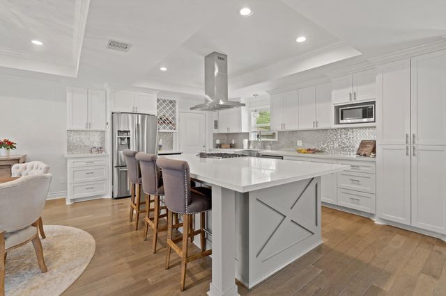 5451 Stillbrooke Drive, Houston, TX 77096