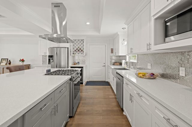 5451 Stillbrooke Drive, Houston, TX 77096