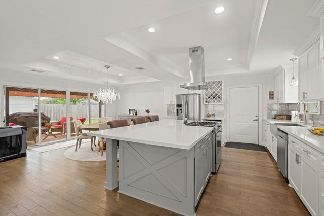 5451 Stillbrooke Drive, Houston, TX 77096