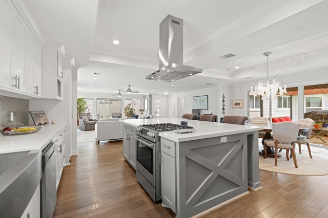 5451 Stillbrooke Drive, Houston, TX 77096